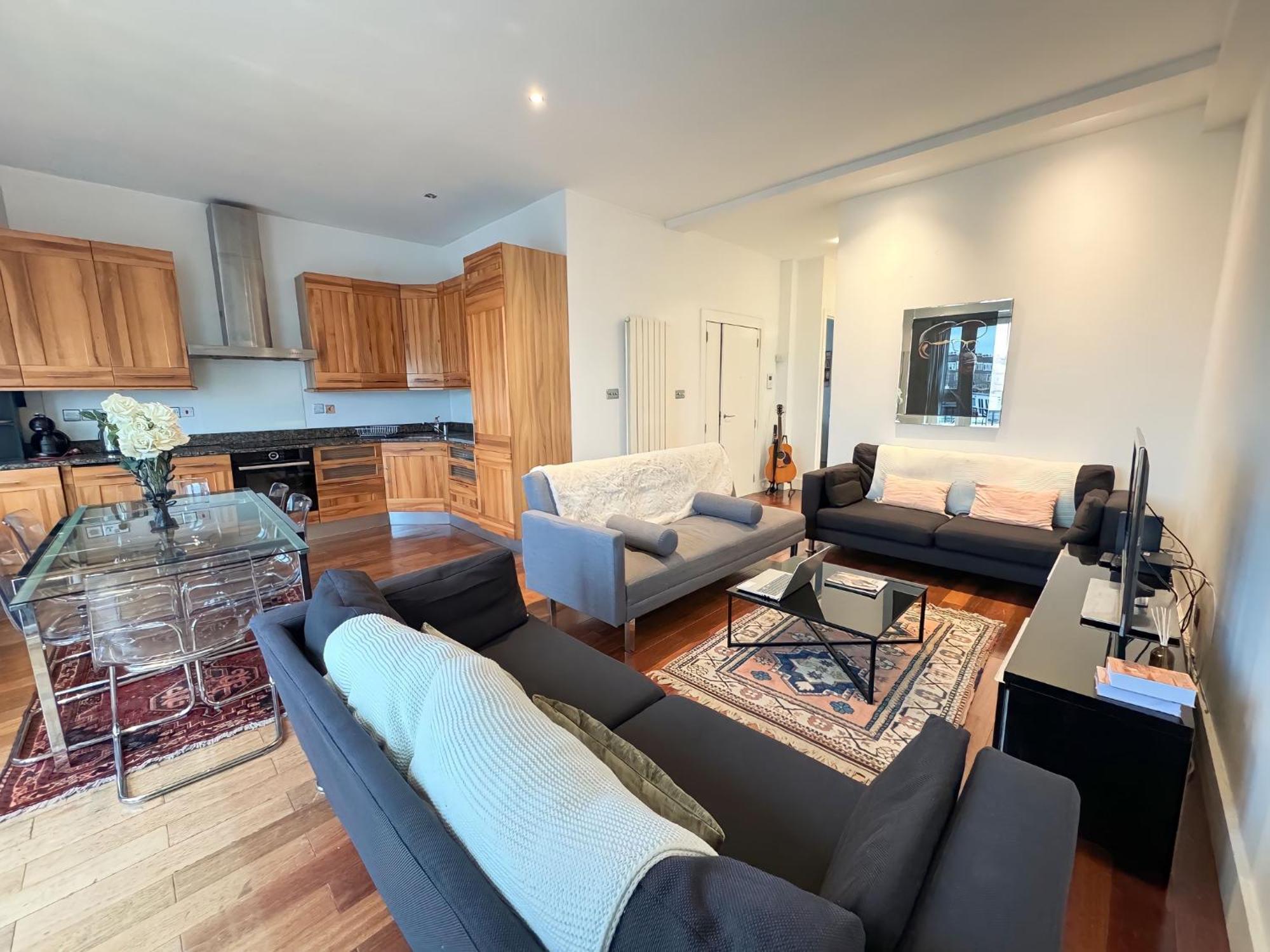 The Kensington Heights Apartment